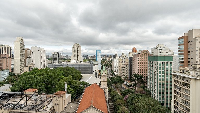 By DH: Studio Aconchegante com Vista Panorâmica