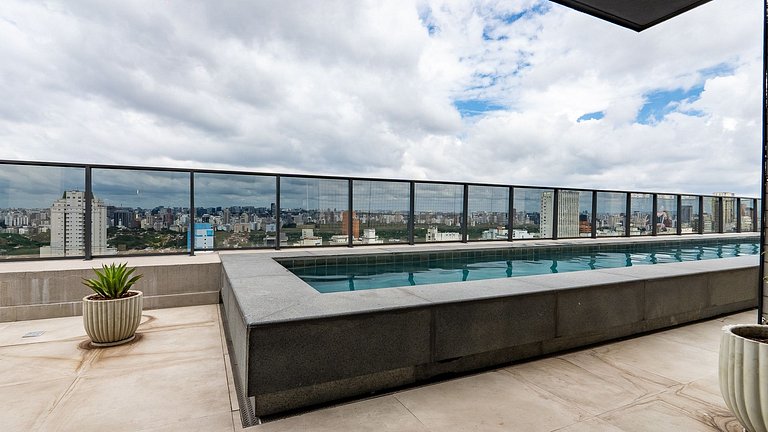 By DH: Studio Confortável com Piscina no Rooftop