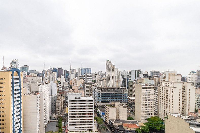 Studio completo e com vaga, ao lado da Paulista